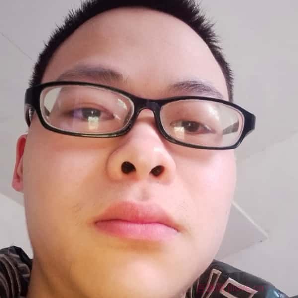 湖南28岁单身帅哥真诚找对象-莱芜征婚网