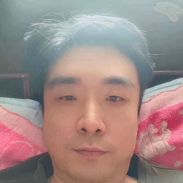 43岁岁河南单身帅哥 - 莱芜吉缘网