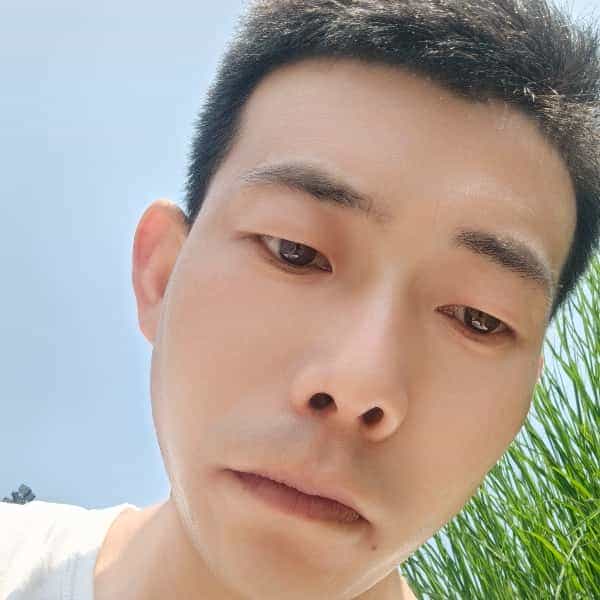31岁岁陕西单身帅哥 - 莱芜吉缘网